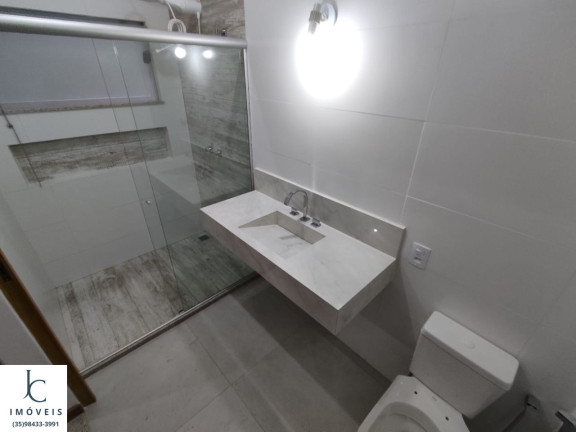 Imagem Casa com 3 Quartos à Venda, 378 m² em Vale Dos Pinheiros - São Lourenço