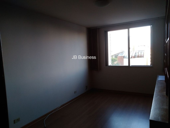 Imagem Imóvel com 2 Quartos à Venda, 140 m² em água Verde - Curitiba Imagem Imóvel com 2 Quartos à Venda, 140 m² em água Verde - Curitiba