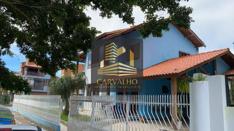 Imagem Casa com 3 Quartos à Venda, 300 m² em Canasvieiras - Florianópolis Imagem Casa com 3 Quartos à Venda, 300 m² em Canasvieiras - Florianópolis