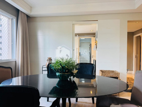 Imagem Apartamento com 4 Quartos à Venda, 215 m² em Aclimação - São Paulo