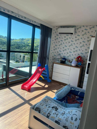 Imagem Casa com 3 Quartos à Venda, 300 m² em Atibaia Imagem Casa com 3 Quartos à Venda, 300 m² em Atibaia