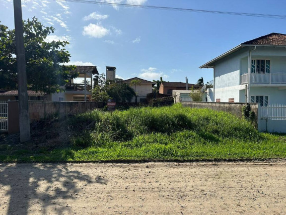 Terreno à Venda, 300 m² em Pinheiros - Balneário Barra Do Sul
