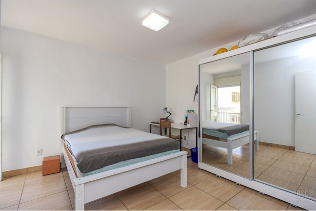 Imagem Imóvel com 2 Quartos à Venda, 60 m² em Ipanema - Porto Alegre