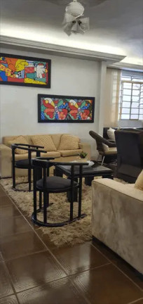 Imagem Casa com 2 Quartos à Venda, 288 m² em Setor Leste Universitário - Goiânia Imagem Casa com 2 Quartos à Venda, 288 m² em Setor Leste Universitário - Goiânia