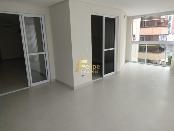 Imagem Imóvel com 4 Quartos à Venda, 150 m² em Praia Da Costa - Vila Velha Imagem Imóvel com 4 Quartos à Venda, 150 m² em Praia Da Costa - Vila Velha