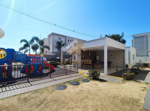 Imagem Apartamento com 2 Quartos à Venda, 42 m² em São Carlos