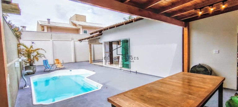 Imagem Casa com 2 Quartos à Venda,  em Armação - Penha