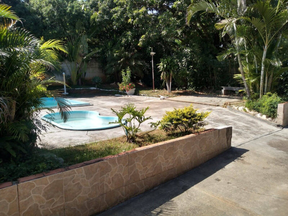 Imagem Terreno à Venda, 2.200 m² em Lopes De Oliveira - Sorocaba