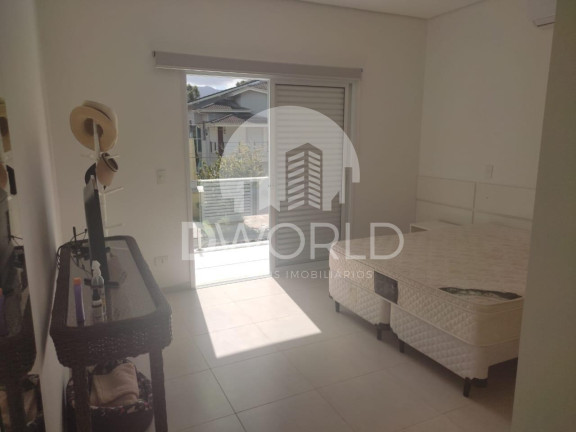 Imagem Casa com 3 Quartos à Venda, 279 m² em Centro - Bertioga Imagem Casa com 3 Quartos à Venda, 279 m² em Centro - Bertioga