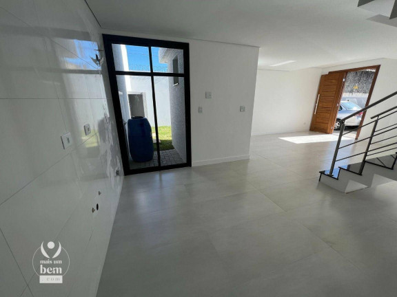 Imagem Sobrado com 3 Quartos à Venda, 140 m² em Atuba - Curitiba