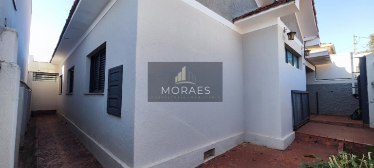 Imagem Casa com 5 Quartos à Venda, 270 m² em Centro - Botucatu