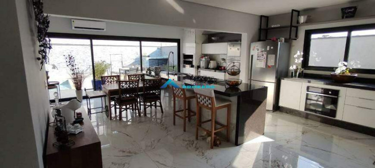 Imagem Casa com 4 Quartos à Venda, 376 m² em Bairro Caxambu - Jundiaí Imagem Casa com 4 Quartos à Venda, 376 m² em Bairro Caxambu - Jundiaí