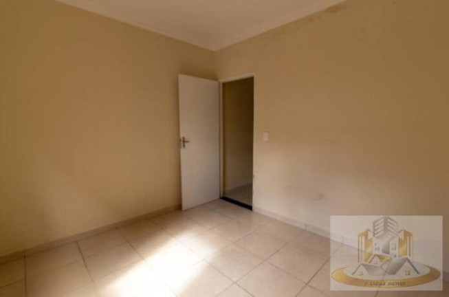 Imagem Casa com 2 Quartos à Venda, 76 m² em Jardim Piqueroby - São Paulo Imagem Casa com 2 Quartos à Venda, 76 m² em Jardim Piqueroby - São Paulo