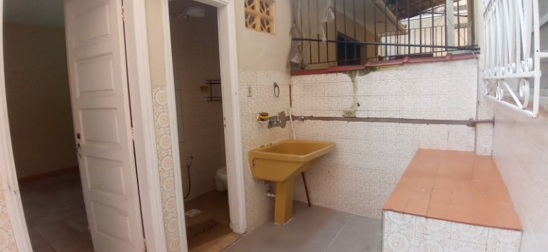 Imagem Casa com 3 Quartos à Venda, 275 m² em Vila Belmiro - Santos Imagem Casa com 3 Quartos à Venda, 275 m² em Vila Belmiro - Santos