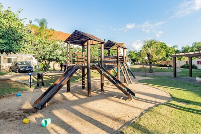 Imagem Casa de Condomínio com 3 Quartos à Venda, 144 m² em Sarandi - Porto Alegre