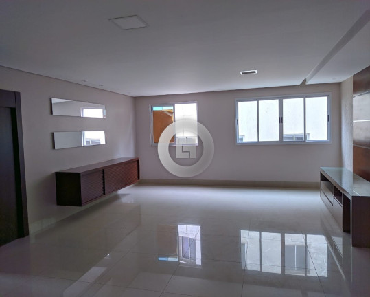 Apartamento com 3 Quartos à Venda, 132 m² em Centro - Montes Claros