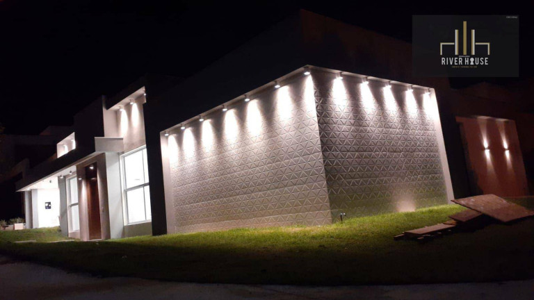 Casa com 3 Quartos à Venda, 232 m² em Condomínio Belvedere - Cuiabá