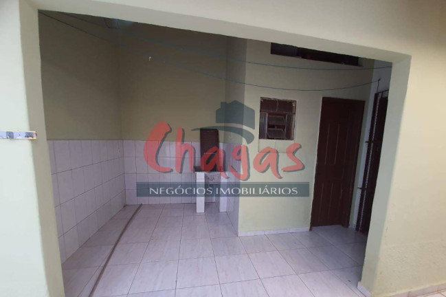 Imagem Casa com 4 Quartos para Alugar, 140 m² em Centro - Caraguatatuba Imagem Casa com 4 Quartos para Alugar, 140 m² em Centro - Caraguatatuba