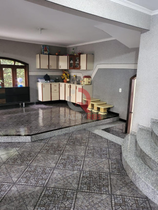 Imagem Sobrado com 5 Quartos à Venda, 200 m² em Vila Maria Alta - São Paulo