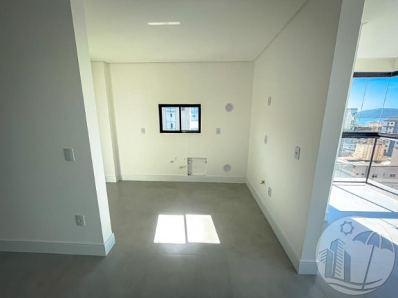Imagem Apartamento com 3 Quartos à Venda, 120 m² em Meia Praia - Itapema
