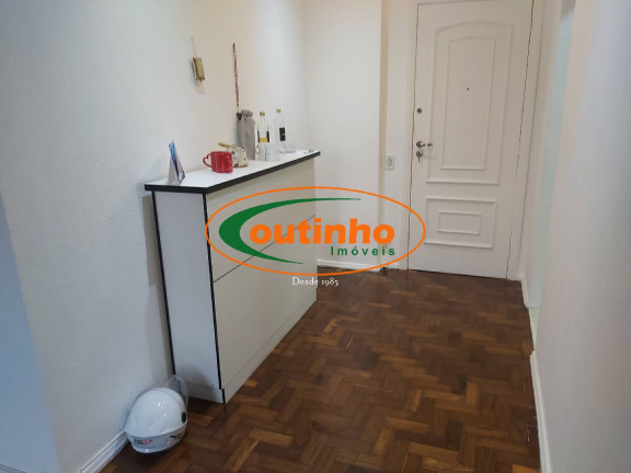 Imagem Apartamento com 2 Quartos à Venda, 56 m² em Tijuca - Rio De Janeiro Imagem Apartamento com 2 Quartos à Venda, 56 m² em Tijuca - Rio De Janeiro
