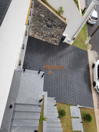 Imagem Sobrado com 3 Quartos à Venda ou Locação, 350 m² em Jardim Imperial Hills Iii - Arujá Imagem Sobrado com 3 Quartos à Venda ou Locação, 350 m² em Jardim Imperial Hills Iii - Arujá