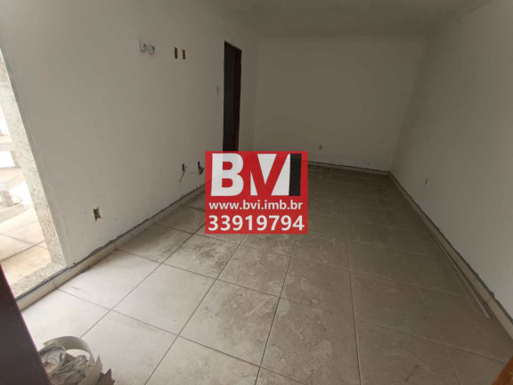Imagem Casa com 2 Quartos à Venda, 150 m² em Vila Da Penha - Rio De Janeiro Imagem Casa com 2 Quartos à Venda, 150 m² em Vila Da Penha - Rio De Janeiro