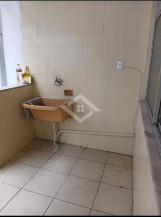 Imagem Casa com 4 Quartos para Alugar, 100 m² em São Francisco - Niterói Imagem Casa com 4 Quartos para Alugar, 100 m² em São Francisco - Niterói