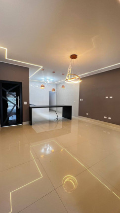 Imagem Casa com 3 Quartos à Venda, 134 m² em Caiçara - Praia Grande Imagem Casa com 3 Quartos à Venda, 134 m² em Caiçara - Praia Grande