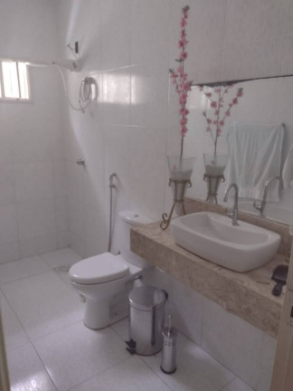 Imagem Casa com 3 Quartos à Venda, 270 m² em Atalaia - Aracaju Imagem Casa com 3 Quartos à Venda, 270 m² em Atalaia - Aracaju