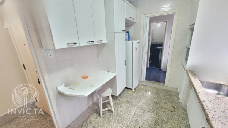 Imagem Apartamento com 2 Quartos à Venda, 72 m² em Centro - Balneário Camboriú