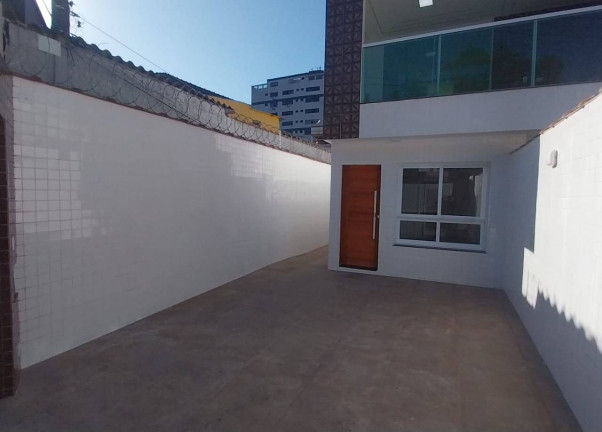 Imagem Sobrado com 3 Quartos à Venda, 180 m² em Aparecida - Santos Imagem Sobrado com 3 Quartos à Venda, 180 m² em Aparecida - Santos