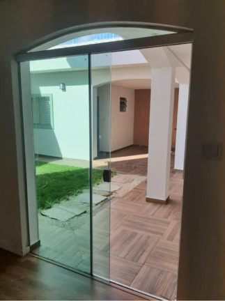 Imagem Casa com 4 Quartos à Venda, 300 m² em Vila Jardini - Sorocaba Imagem Casa com 4 Quartos à Venda, 300 m² em Vila Jardini - Sorocaba