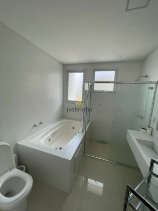 Apartamento com 4 Quartos à Venda, 182 m² em Meia Praia - Itapema