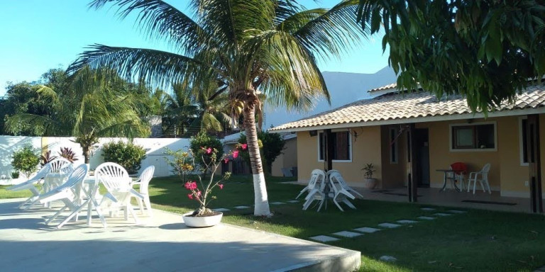Imagem Casa com 2 Quartos à Venda, 190 m² em Barra Do Jacuipe - Camaçari