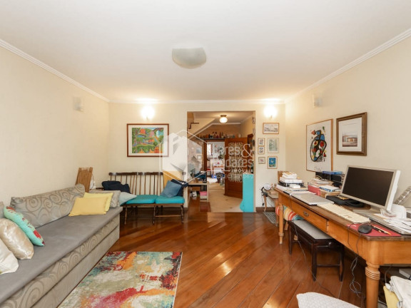 Imagem Casa com 3 Quartos à Venda, 220 m² em Vila Mariana - São Paulo Imagem Casa com 3 Quartos à Venda, 220 m² em Vila Mariana - São Paulo