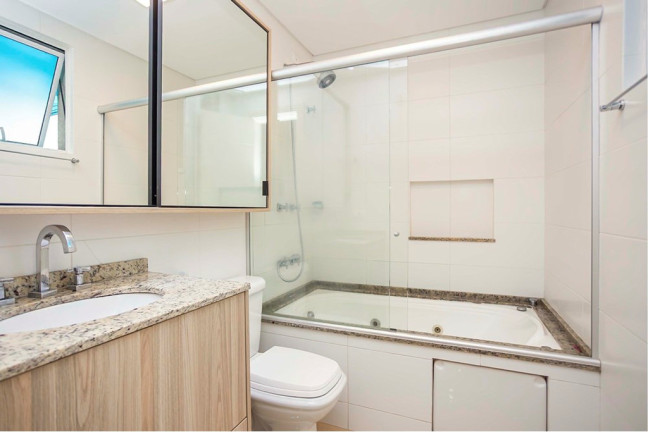 Imagem Apartamento com 2 Quartos à Venda, 157 m² em Alto Da Rua Xv - Curitiba