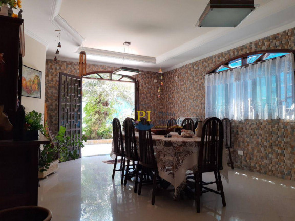 Imagem Casa com 6 Quartos à Venda, 327 m² em Canto Do Forte - Praia Grande Imagem Casa com 6 Quartos à Venda, 327 m² em Canto Do Forte - Praia Grande