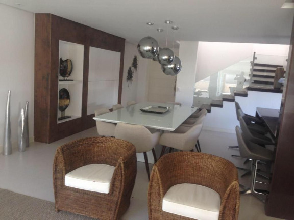 Imagem Casa com 4 Quartos à Venda, 250 m² em Centro - Armação Dos Búzios