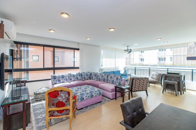 Imagem Apartamento com 2 Quartos à Venda, 138 m² em Moema - São Paulo