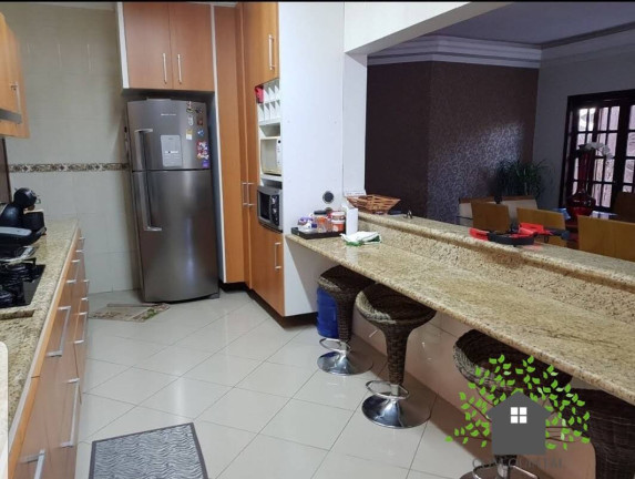 Imagem Casa com 4 Quartos à Venda, 301 m² em Parque Nova Jandira - Jandira Imagem Casa com 4 Quartos à Venda, 301 m² em Parque Nova Jandira - Jandira