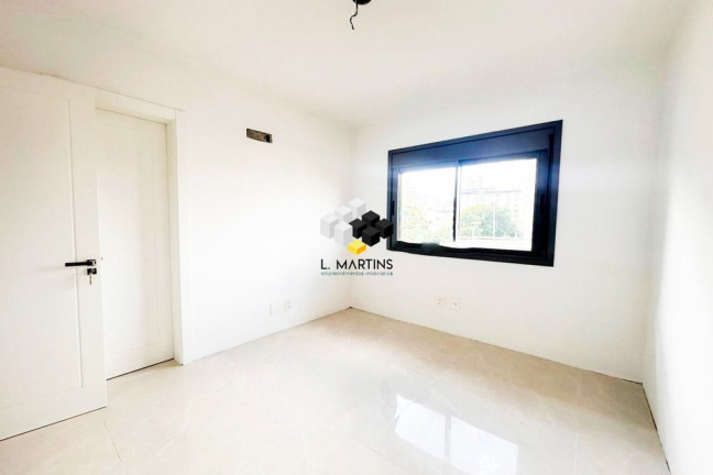 Imagem Apartamento com 3 Quartos à Venda, 117 m² em Petrópolis - Porto Alegre Imagem Apartamento com 3 Quartos à Venda, 117 m² em Petrópolis - Porto Alegre