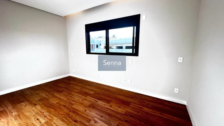 Imagem Casa com 3 Quartos à Venda, em Medeiros - Jundiaí Imagem Casa com 3 Quartos à Venda, em Medeiros - Jundiaí