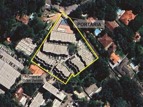 Imagem Imóvel com 2 Quartos à Venda, 169 m² em Granja Viana - Cotia Imagem Imóvel com 2 Quartos à Venda, 169 m² em Granja Viana - Cotia
