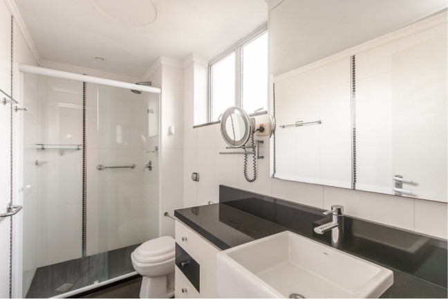Imóvel com 3 Quartos à Venda,  em Auxiliadora - Porto Alegre
