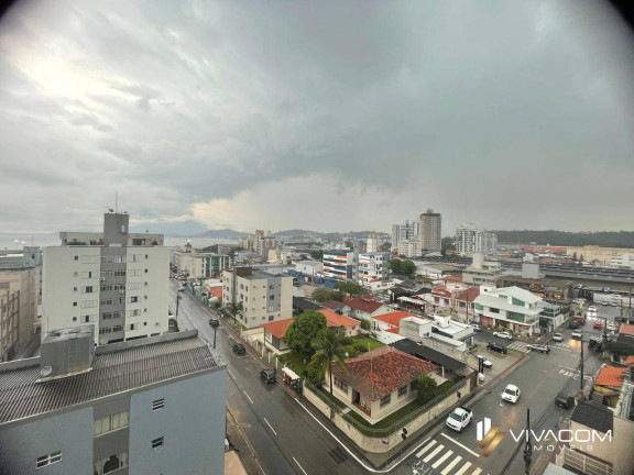 Apartamento com 3 Quartos à Venda, 98 m² em Kobrasol - São José