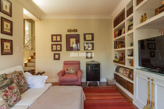 Imagem Casa com 4 Quartos à Venda, 365 m² em Jardim Guedala - São Paulo