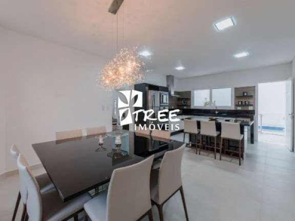 Imagem Casa com 4 Quartos à Venda, 425 m² em Condomínio Arujázinho 5 - Aruja Imagem Casa com 4 Quartos à Venda, 425 m² em Condomínio Arujázinho 5 - Aruja