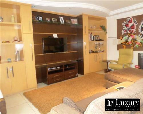 Imagem Casa com 3 Quartos à Venda, 300 m² em Alto De Pinheiros - São Paulo Imagem Casa com 3 Quartos à Venda, 300 m² em Alto De Pinheiros - São Paulo