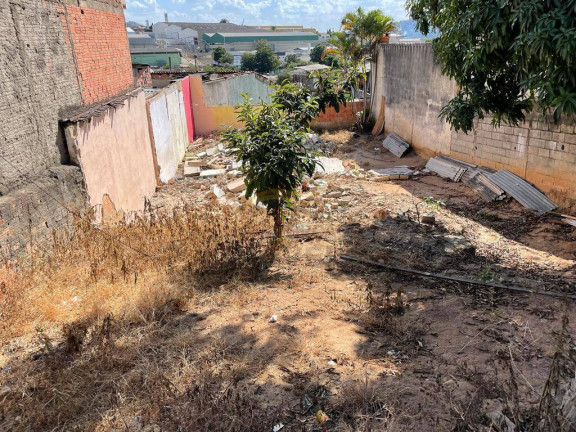 Terreno à Venda, 250 m² em Portal Santa Fé - Itupeva